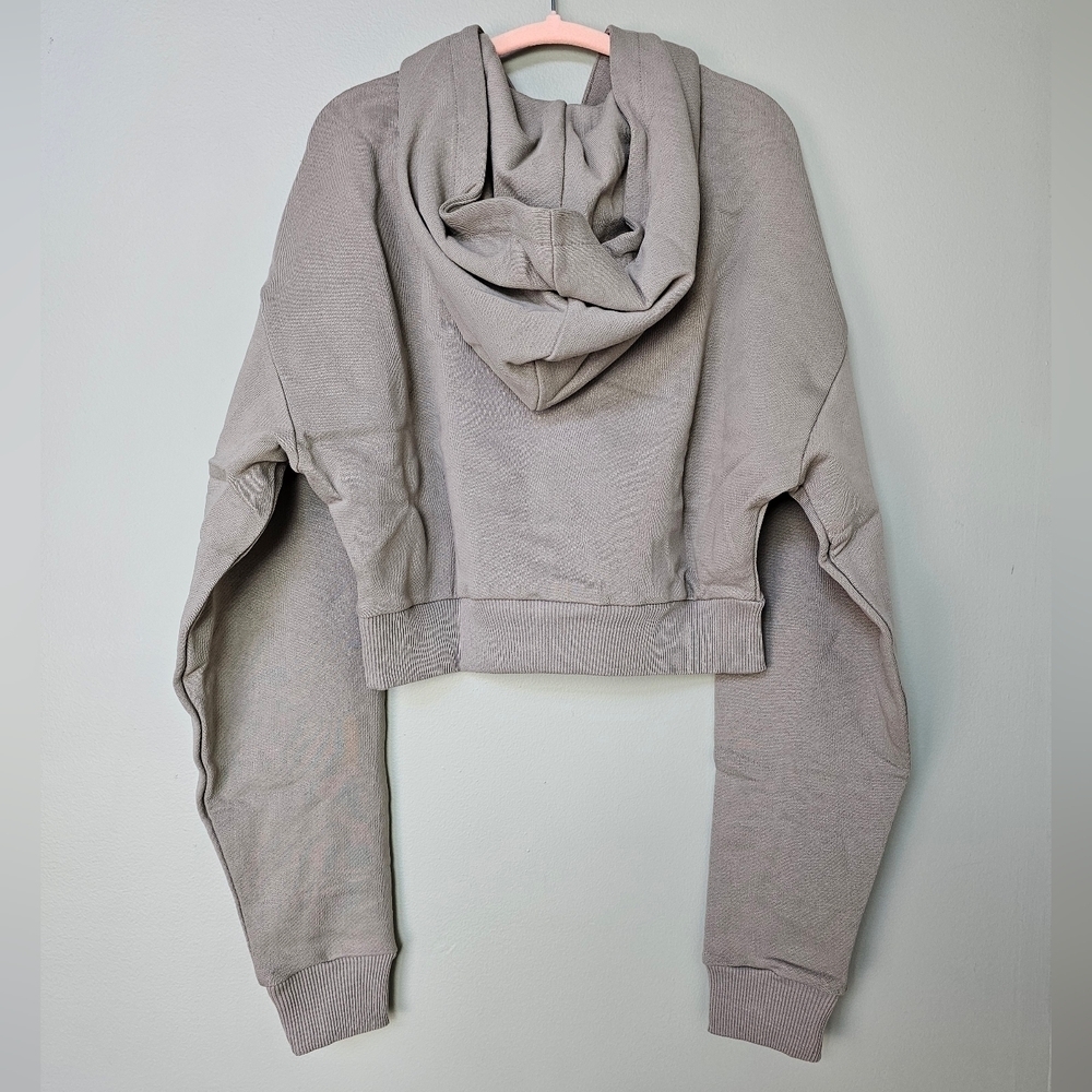 WEWOREWHAT Half-Zip Fleece Oversized Cropped Hoodie in Stone Color, Women's - Picture 4 of 9